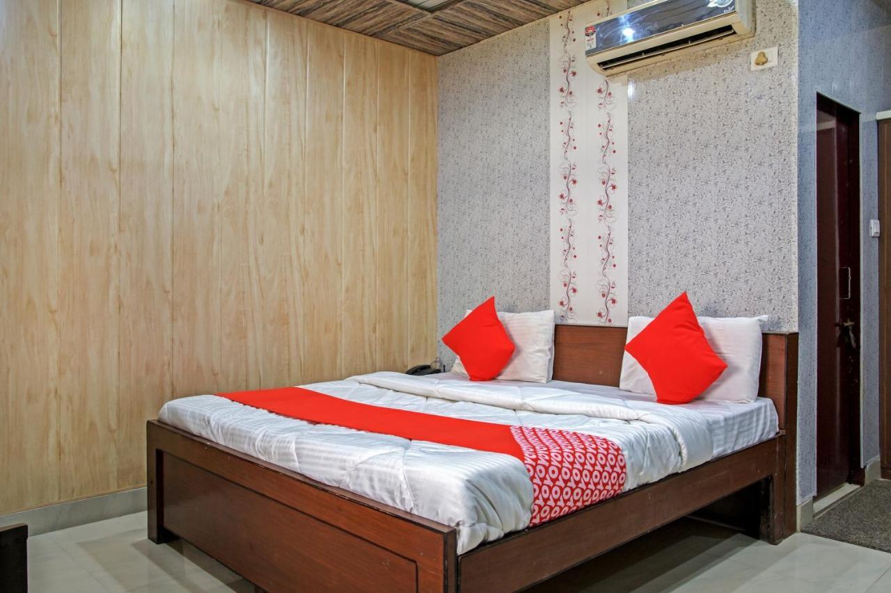 Hotel Oyo 62241 Swastik Garden à Dhāmpur Extérieur photo