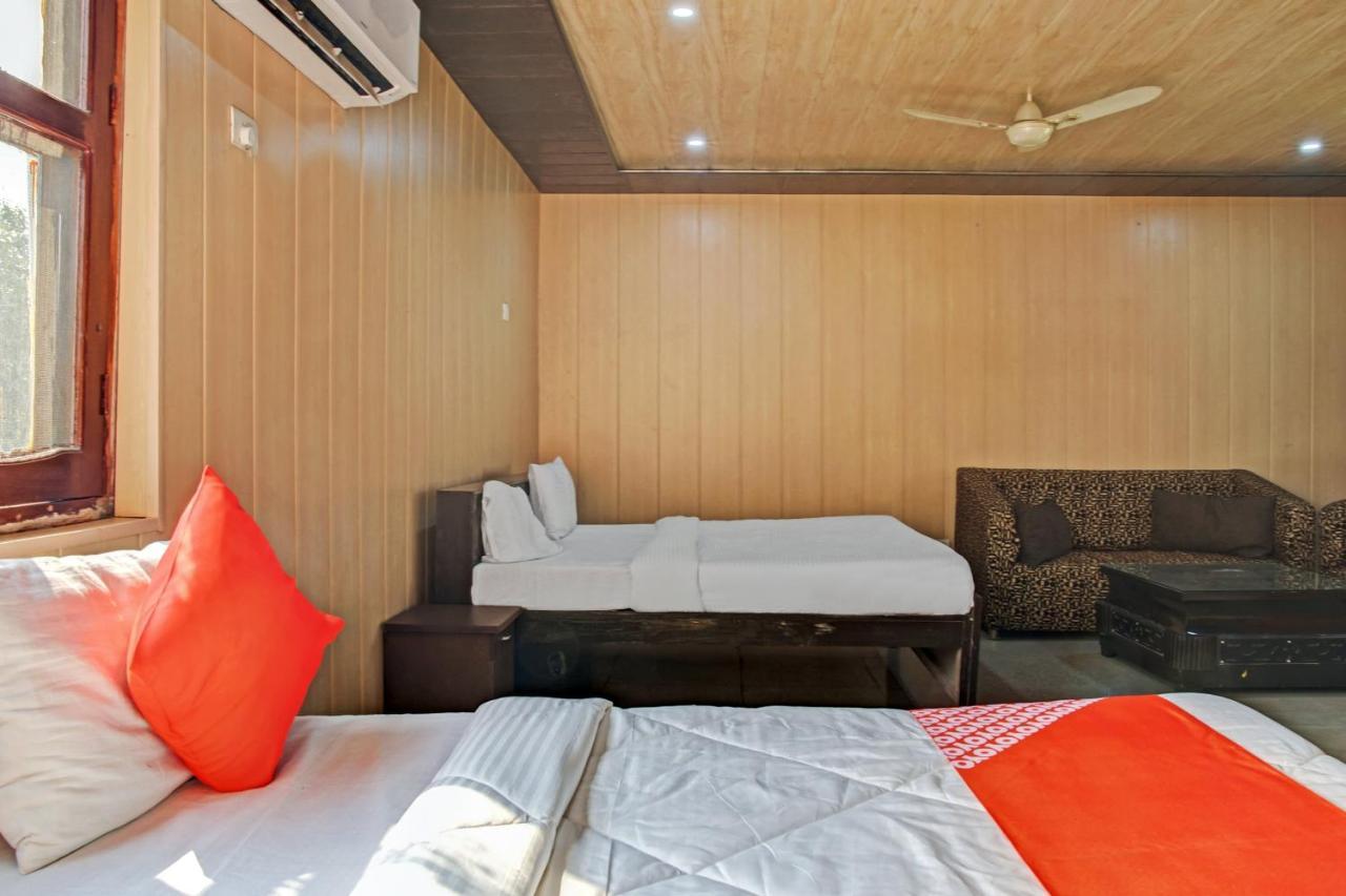 Hotel Oyo 62241 Swastik Garden à Dhāmpur Extérieur photo