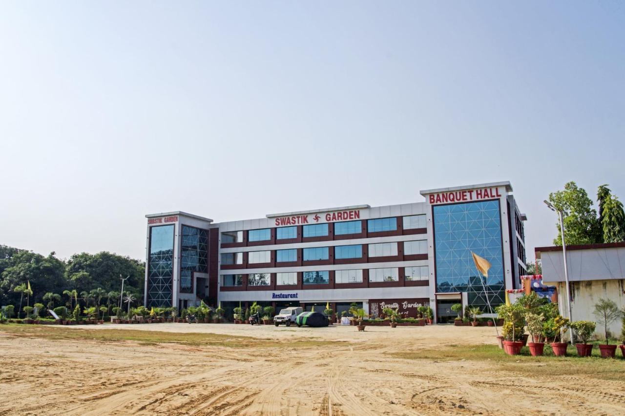 Hotel Oyo 62241 Swastik Garden à Dhāmpur Extérieur photo