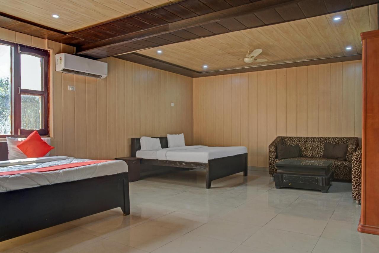Hotel Oyo 62241 Swastik Garden à Dhāmpur Extérieur photo